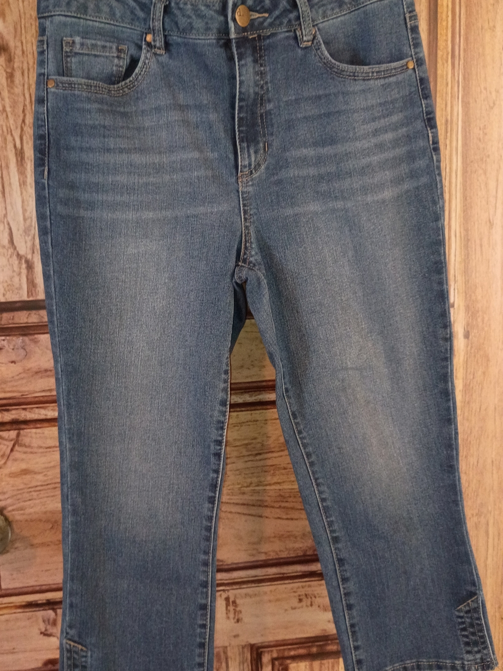 d. jeans Women's Medium Blue Cropped Ankle Jeans